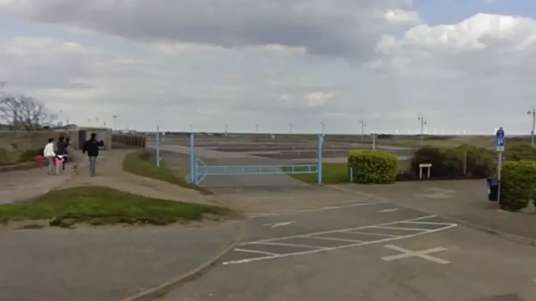 Warnings issued as vehicles caught doing burnouts and donuts as 300 cars meet in Skegness car park