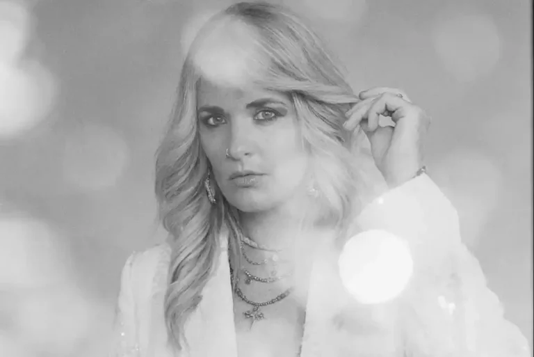 Elles Bailey announces Nottingham Rough Trade in-store show to promote new album ‘Can’t Take My Story Away’