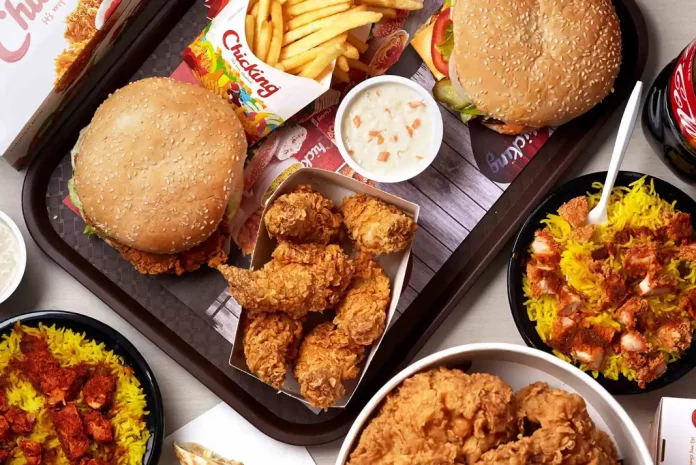 chicking Chicking Fast food meal with fried chicken
