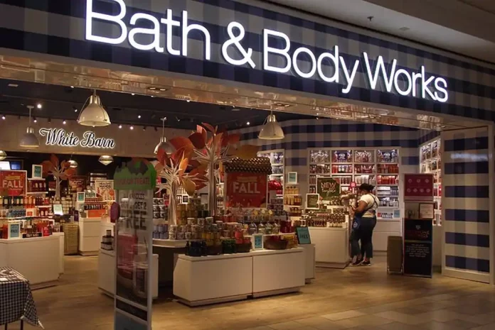 Storefront of Bath & Body Works